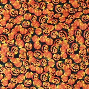 Halloween Pumpkins Mini Toss Quilt Sewing Quilting Fabric FQ - Picture 1 of 4