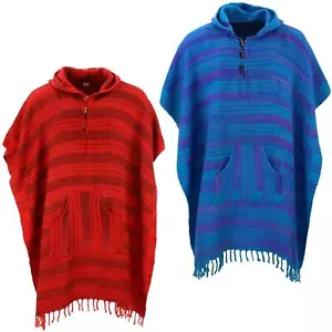 Veganer quadratischer Wollponcho mit Kapuze und Knebel Hill Queen Cape Festival Hoodie - Bild 1 von 9