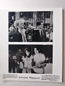 Hugh Grant Elizabeth Hurley Publicity Photo Still Black and White 8x10 1997 - Picture 1 of 3