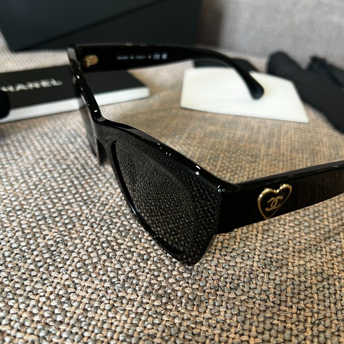 CHANEL Silver Square Sunglasses for Women for sale | eBay CHANEL Silver Square Sunglasses for Women for sale | eBay