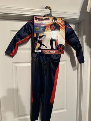 NUEVO CON ETIQUETAS Disney Store Marvel Spider-Man Conjunto de Disfraz Niño Talla S 4-7 Millas Morales Foto 1 de 4