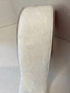 NEW Holiday Time WHITE FAUX FUR Wired Christmas Holiday Ribbon 2.5” X 21 Feet - Picture 1 of 6