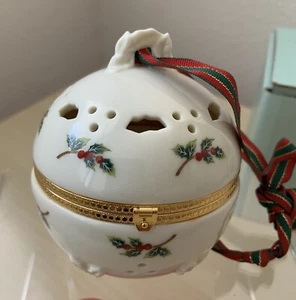 PartyLite Holly Leaf Friendship Ball P7023 Christmas Ornament Trinket Candles - Picture 1 of 24