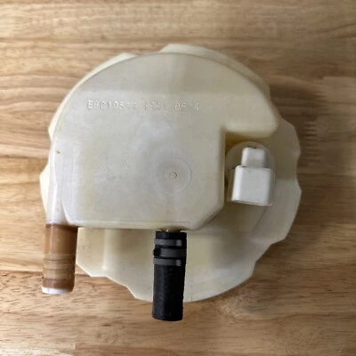 Brida de pérdida evaporativa tanque de combustible de plástico Jaguar XJS mediados de 1993 a 1994 EBC10537 Foto 1 de 2