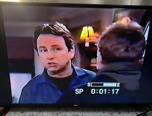 8 Simple Rules TV Television Show Pilot Episode Production VHS Tape John Ritter - Bild 1 von 4