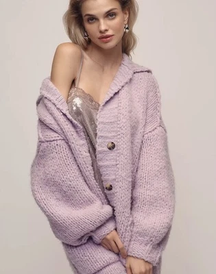 Cárdigan Anthropologie holgado acogedor grueso tejido botón delantero lavanda L/XL NUEVO CON ETIQUETAS Foto 1 de 4