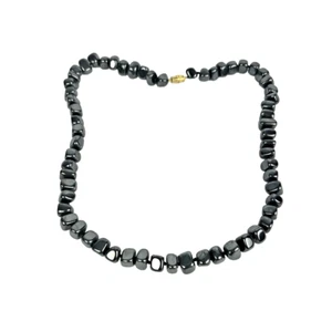 "Collar de cuentas de hematita gris oscuro piedras metálicas informal moderno minimalista 19,5""" - Imagen 1 de 6