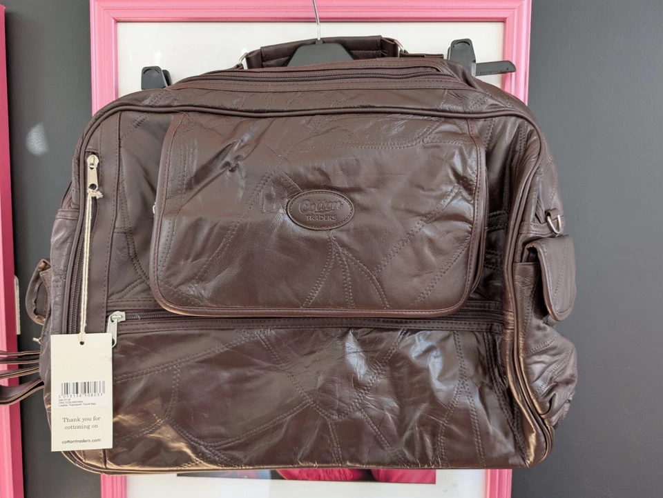 Cotton Traders Brown Patchwork Leather Travel Bag AM10138