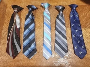 Kid's Clip On Ties Lot Of 5 Boys Ties Multiple Styles Colors Brands - Picture 1 of 8