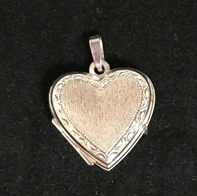 NEW Sterling Silver Heart Locket Suitable For Two photos Family Love Portrait  - Image 1 of 3