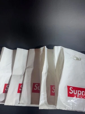 5 bolsas de plástico con logotipo Supreme Box blancas 13"x16" Foto 1 de 4