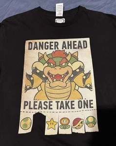 Nintendo Bowser & Baddies T-Shirt "Danger Ahead" - Herren Large - leicht gebraucht - Bild 1 von 5