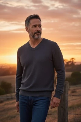 🔥🔥🔥JOSEPH & LYMAN BLOOMINGDALE SUÉTER 100% CACHEMIR CUELLO EN V, XL, NUEVO CON ETIQUETAS $179 Foto 1 de 4