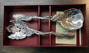 Juego de utensilios para servir "Magnolia" de aluminio Arthur Court par de cuchara y tenedor - Imagen 1 de 3