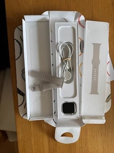 Apple Watch Series 7 GPS + Cellular 41mm Starlight Case/Band - Zdjęcie 1 z 14
