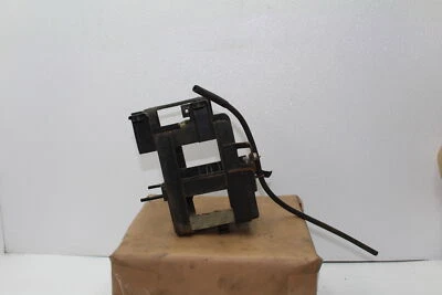 1981 HONDA CB900F CB900 (#327) BATTERY TRAY BOX HOLDER Foto 1 de 4