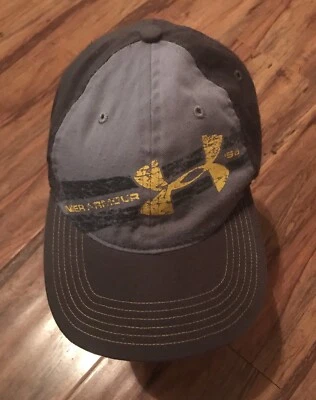 Gorra de béisbol Under Armour HeatGear 96 jóvenes niños con tirantes gorra deportiva gris desteñida Foto 1 de 4