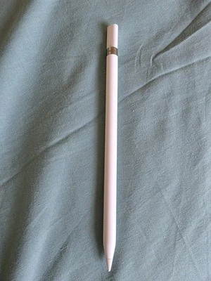 Apple Pencil Genuine 1st Gen A1603 For iPad & Adapter - Image 1 of 4