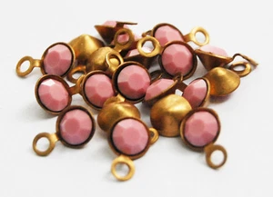 VINTAGE RHINESTONE RAW BRASS CONE BACK PENDANT BEADS SWAROVSKI 7mm • MANY COLORS - Picture 1 of 12