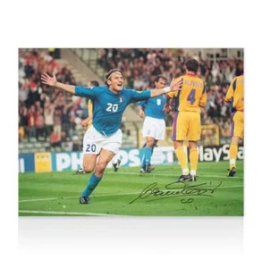 Foto firmada por Francesco Totti de Italia: Gol de la EURO 2000 vs Rumania Autógrafo - Imagen 1 de 1