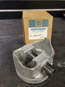 GM big block forged piston Mercury # 737-811603 - Picture 1 of 3