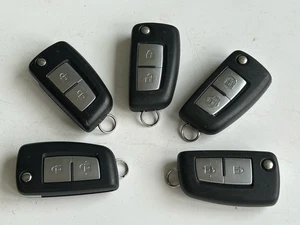 5 x Nissan 2 teclas de botón, Qashqai, Juke, Pulsar, X trail - Imagen 1 de 2
