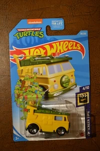 Hot Wheels Teenage Mutant Ninja Turtles Party Wagon BNIP - Picture 1 of 6