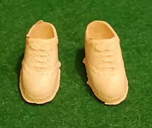Vintage weiße 1" Spitze Puppe Turnschuhe Schuhe Made in Hong Kong - Bild 1 von 4