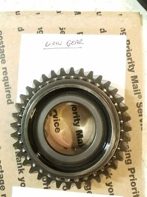 SUZUKI SIDEKICK GEO TRACKER 5 velocidades transmisión BAJA MARCHA PRIMERA PRIMERA - PIEZA DE ENGRANAJES Foto 1 de 2