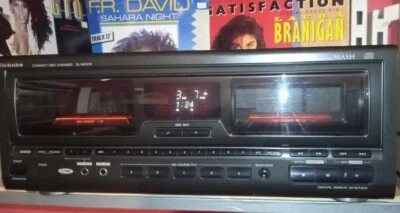 Technics SL  MC 410 Compact Disc Changer 110+1 CD Player  111 fach CD  Wechsler  - Bild 1 von 4