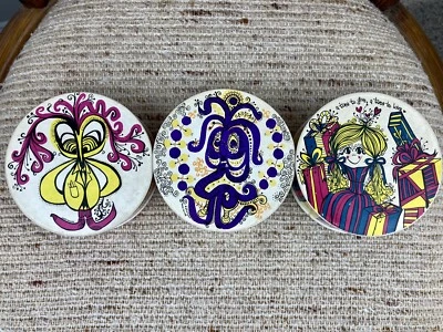 1968 Springbok Thingies 7” Round Mini Jigsaw Puzzle Holiday Dmitri Ogle - Set/3 - Image 1 of 4