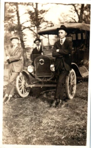 Vintage Photo 1930s, Southern Dressed Up Men Leaning on Car 4.5x2.25 Black White - Picture 1 of 2