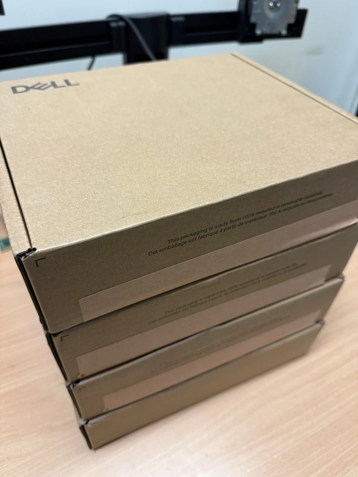 Dell Pro Dock WD25 – USB-C Docking station with 100W Charging  - Image 1 of 3