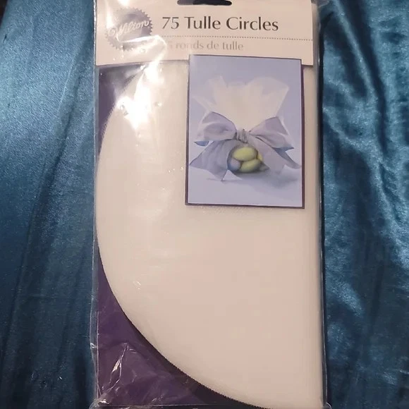 Círculos de tul blanco Wilton para decoraciones de fiesta Foto 1 de 1