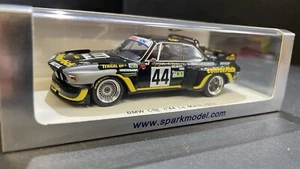 Spark BMW 3.5 CSL #44 LM 1976 schwarz mit Box Modellauto 1/43 - Bild 1 von 5