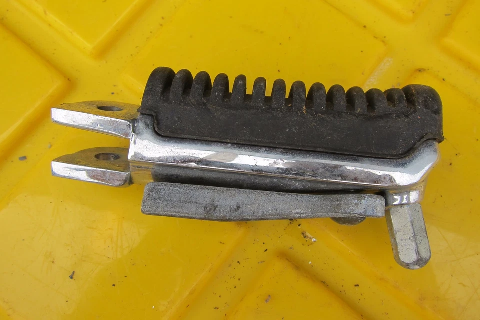 FOTOS 2004 SUZUKI GSX 1300 R HAYABUSA GSXR ESTRIBO Foto 1 de 1