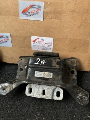 SEAT LEON MK3 5F GEARBOX MOUNT 1.4 PETROL 2012 - 2020 5Q0199555R - Image 1 of 4