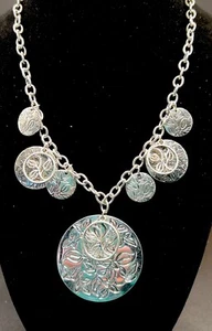 Avon NR 17” Necklace With 3” Extension. Beautiful Piece Of Jewelry. - Picture 1 of 5