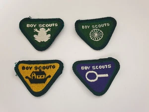 COLLECTION VINTAGE WOLF CUBS BOY SCOUTS PROFICIENCY MERIT BADGES LOT - Picture 1 of 2