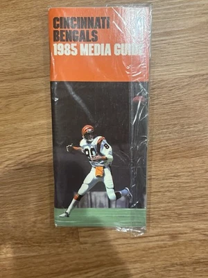 1985 Cincinnati Bengals Media Guide Cris Collinsworth - Image 1 of 3