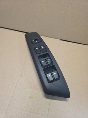 ЭЛЕКТРИЧЕСКАЯ ПАНЕЛЬ ПЕРЕКЛЮЧАТЕЛЯ СТЕКЛОПОДЪЕМНИКОВ HYUNDAI IX35 2010-2015 EL, ELH, LM 383495-1310 - Изображение 1 из 4