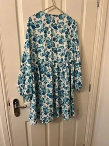 In The Style - blau/grün Blumen marokkanischer Stil Kleid Größe 12 - Bild 1 von 3