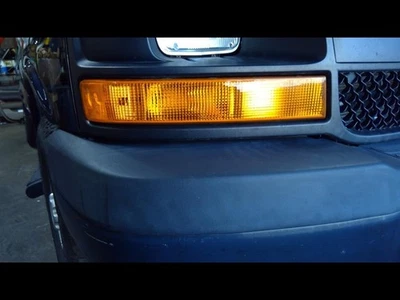 Luz de estacionamiento/esquina para pasajeros debajo de los faros se adapta a furgoneta Express 2500 03-23 1655473 Foto 1 de 4
