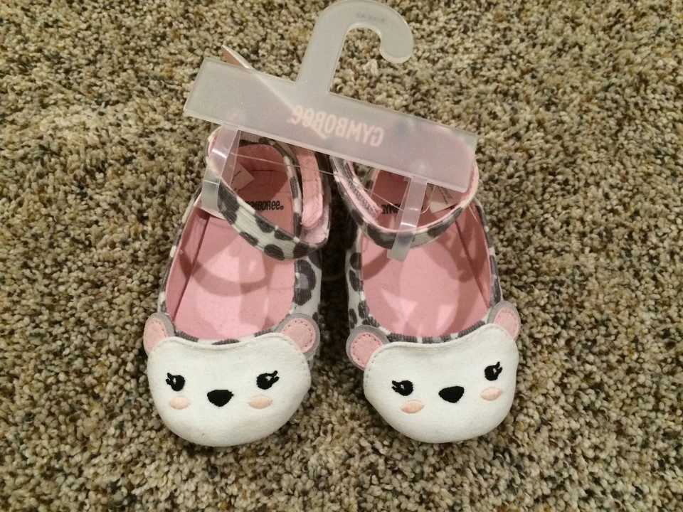NWT Gymboree Cuddle Club Bear Shoes Baby Girl 01,02,03 Crib shoes - Image 1 of 1