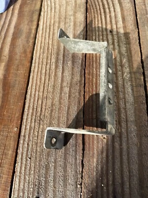 Soporte de montaje de soporte de asiento Yamaha TTR90 TTR-90E 2000-2007 Foto 1 de 3