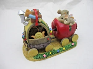 CHARMING TAILS FIGURINE "EXPO BOUND" - # 98/229 - BY FITZ & FLOYD  NEW OLD STOCK - Picture 1 of 9