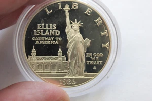 1986 SILVER DOLLAR SPOT FREE PROOF++++ STATUE OF LIBERTY CENTENNIAL DOLLAR - Picture 1 of 2