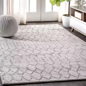 JONATHAN Y Modern Area Rug 8' X 10' Moroccan Boho Vintage Diamond Cream Gray - Picture 1 of 12
