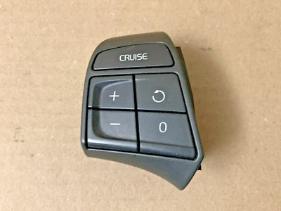 Interruptor de control de crucero del volante Volvo C30 C70 S40 S80 V50 V70 XC70 31313949 Foto 1 de 4