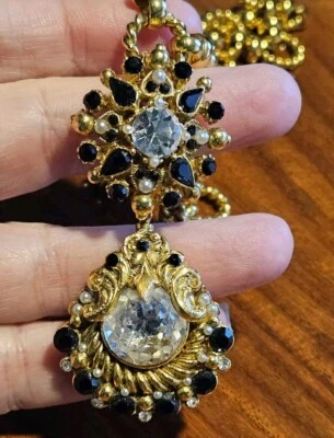 COLAR DE NOITE RARO DECLARAÇÃO JOSE & MARIA BARRERA CRISTAL PRETO OURO FIO - Imagem 1 de 4